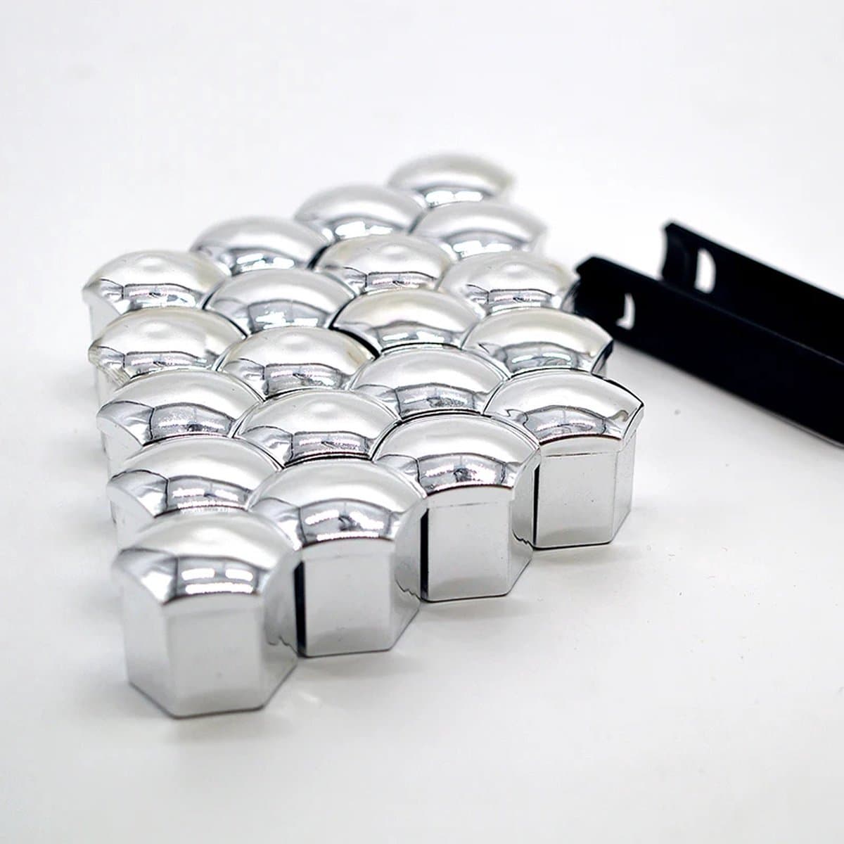 Wielmoer Doppen - 17 mm - 20 Stuks - Auto - Bout Cover - Band - Schroef Beschermkap - Zilverkleur (EAN: 6096737241292)