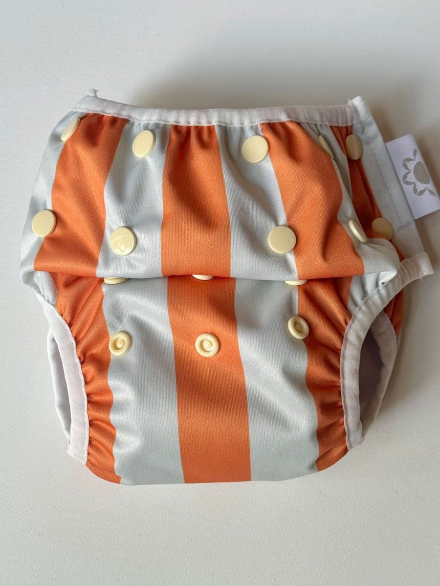 Babychange Happynaps - Wasbare Zwemluier - Verstelbaar - Herbruikbaar - Streepjes & Bootjes - Bundel 2 Stuks Voordeel - Duurzaam - Korting (EAN: 6153222978962): 🌟 Waarom ik meteen intrigued was