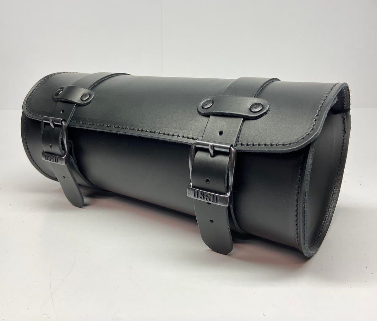 Dries Design D3SD - Roltas - Toolrol - Gereedschaps rol - Tool rol - Harley - Yamaha - Honda - Suzuki - Kawasaki - Leder – super toolrol – zwart – 34 x 16 cm (EAN: 9504174872117)