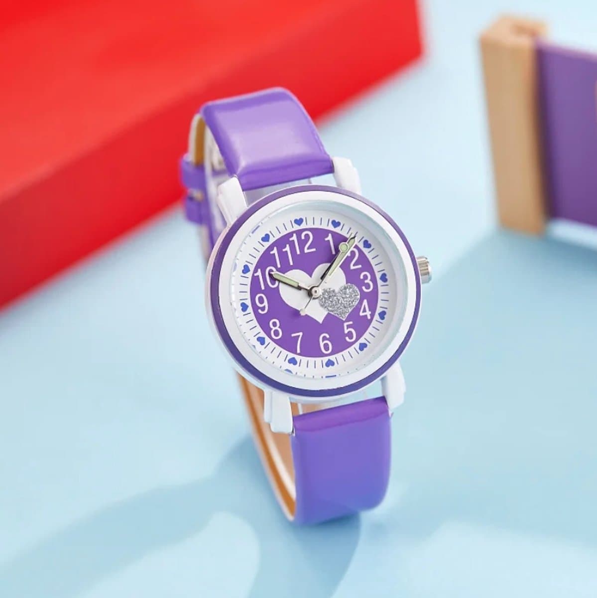 Actie4you® - Meisjes Horloge – Paars met Hartjes – PU Leren Bandje - Girls Watch – Kids Horloge (EAN: 8721226010377)