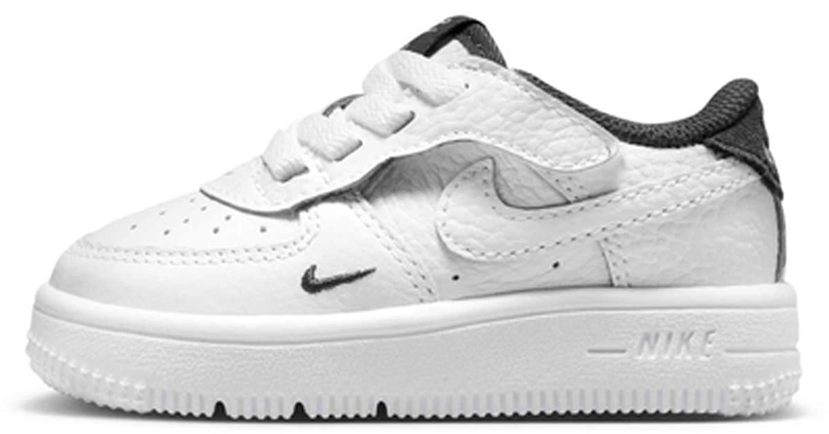 Nike Force 1 Low EasyOn (TD) Sneakers Maat 17 (EAN: 0197863500997)
