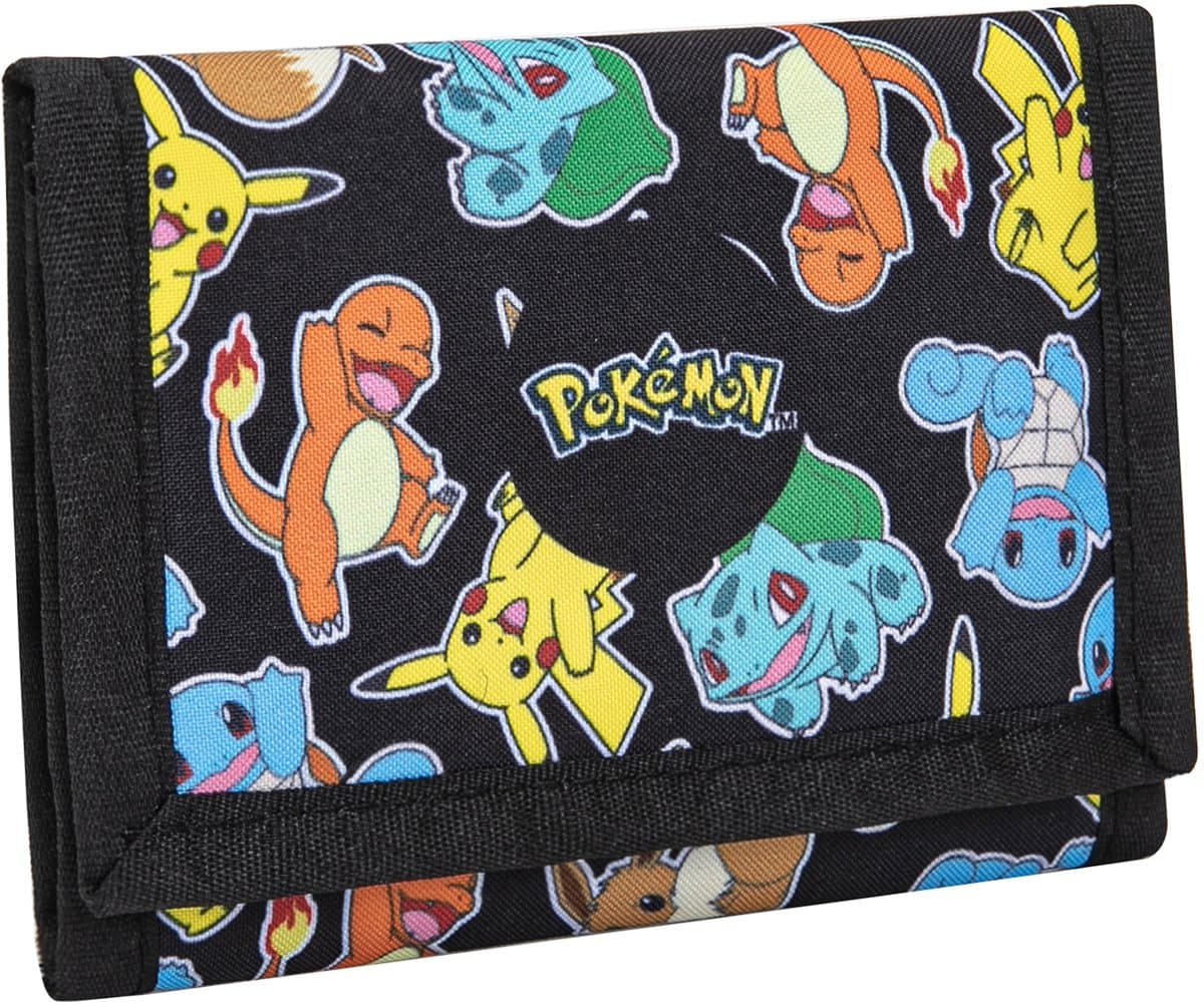 Pokémon Portemonnee voor Kinderen – Starter Pokémon Print – Zwart – Kinderportemonnee met Ritsvak – Pikachu, Charmander, Bulbasaur & Squirtle (EAN: 3701638714921)