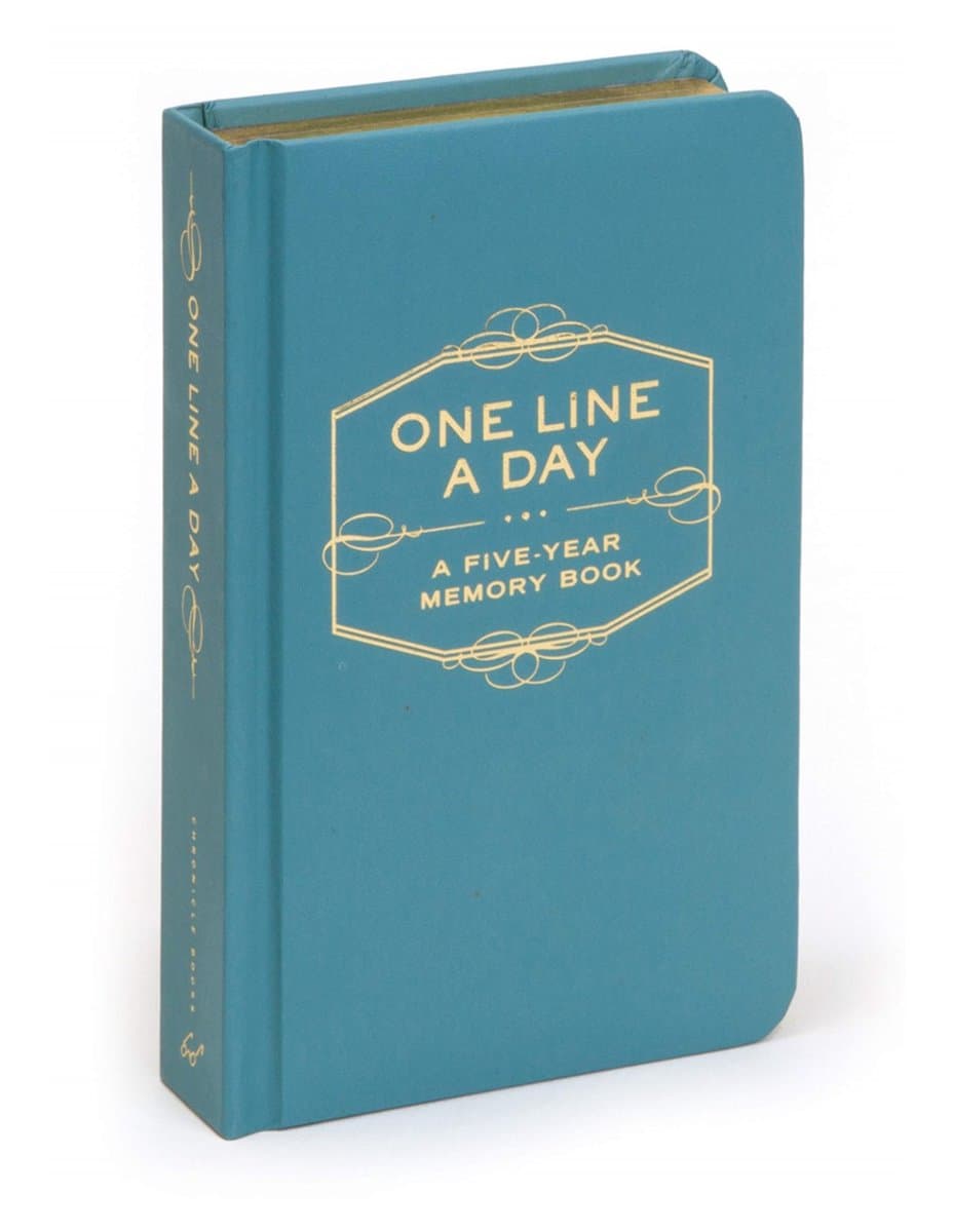 One Line a Day - Dagboek voor 5 jaar - A Five-Year Memory Book (EAN: 9780811870191)