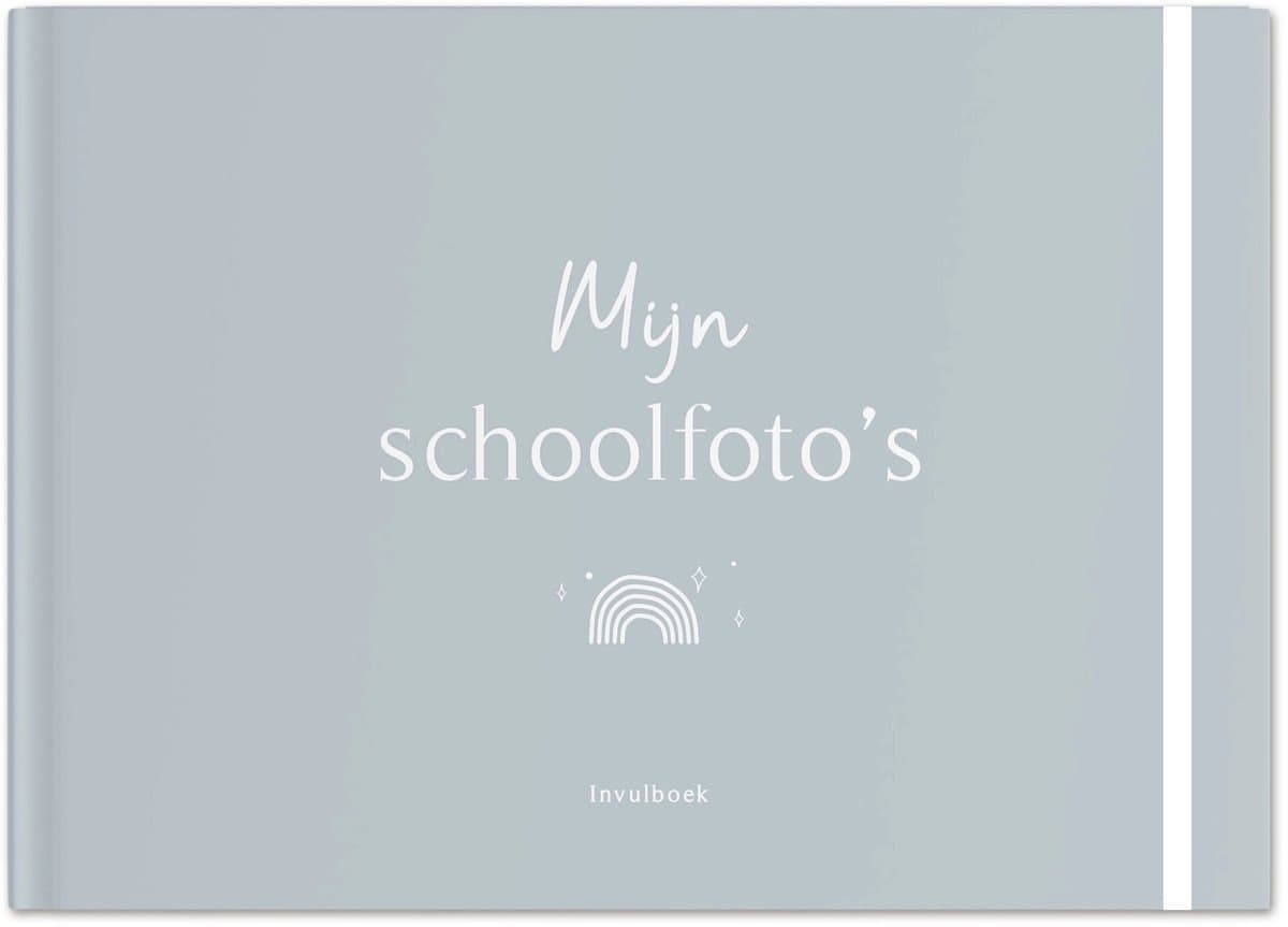 Fyllbooks - Schoolfotoboek Invulboek - Schoolfoto Album - Schooljarenboek - Blauw - Geschikt voor: 12 Portret- en Klassenfoto's (EAN: 9789083542720): **Waarom een schoolfotoalbum Omdat ze mooi zijn om op te slaan, maar ook om te delen!**