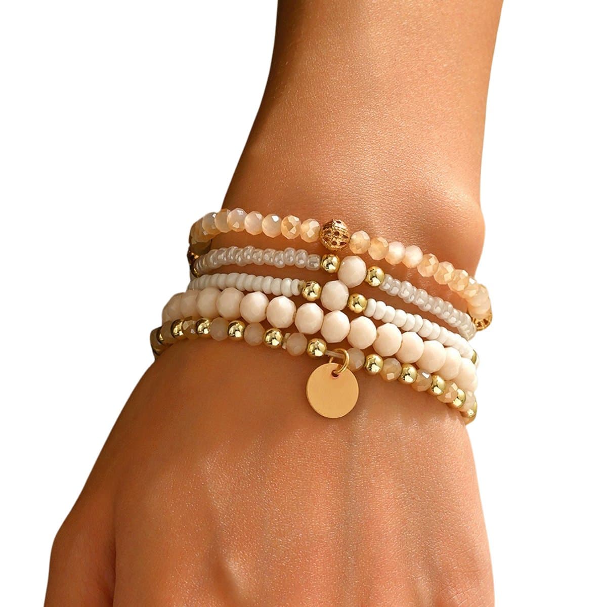 Bohemian Armbanden Set van 5 – Goud, Wit en Beige – Handgemaakte Wikkelarmbanden voor Dames & Vrouwen – Kleurrijke Kralenarmbanden, Elastisch & Comfortabel – Sieraden Cadeau Idee Moederdag (EAN: 8721325534125)
