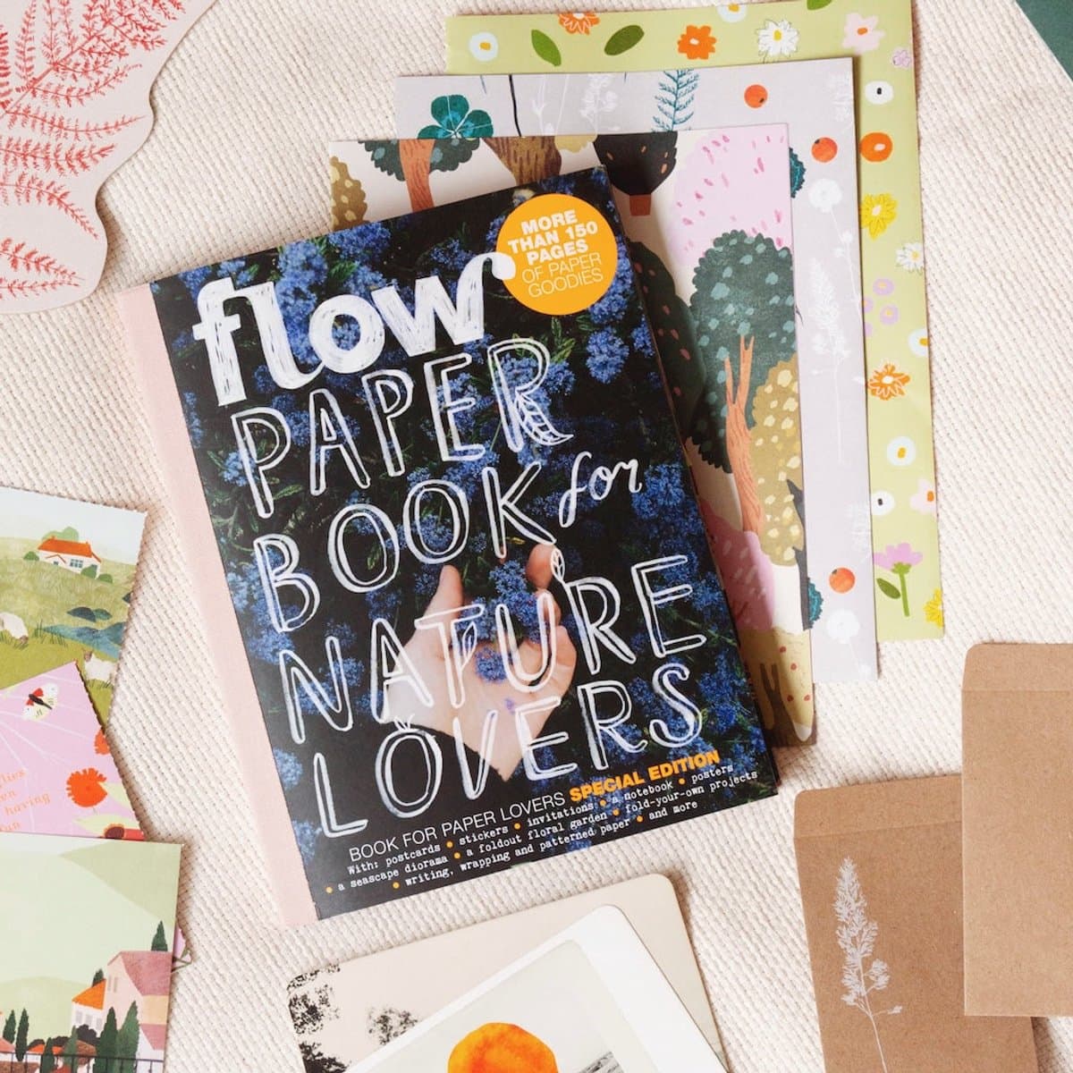 Flow Paper Book for Nature Lovers (EAN: 8710722016396)