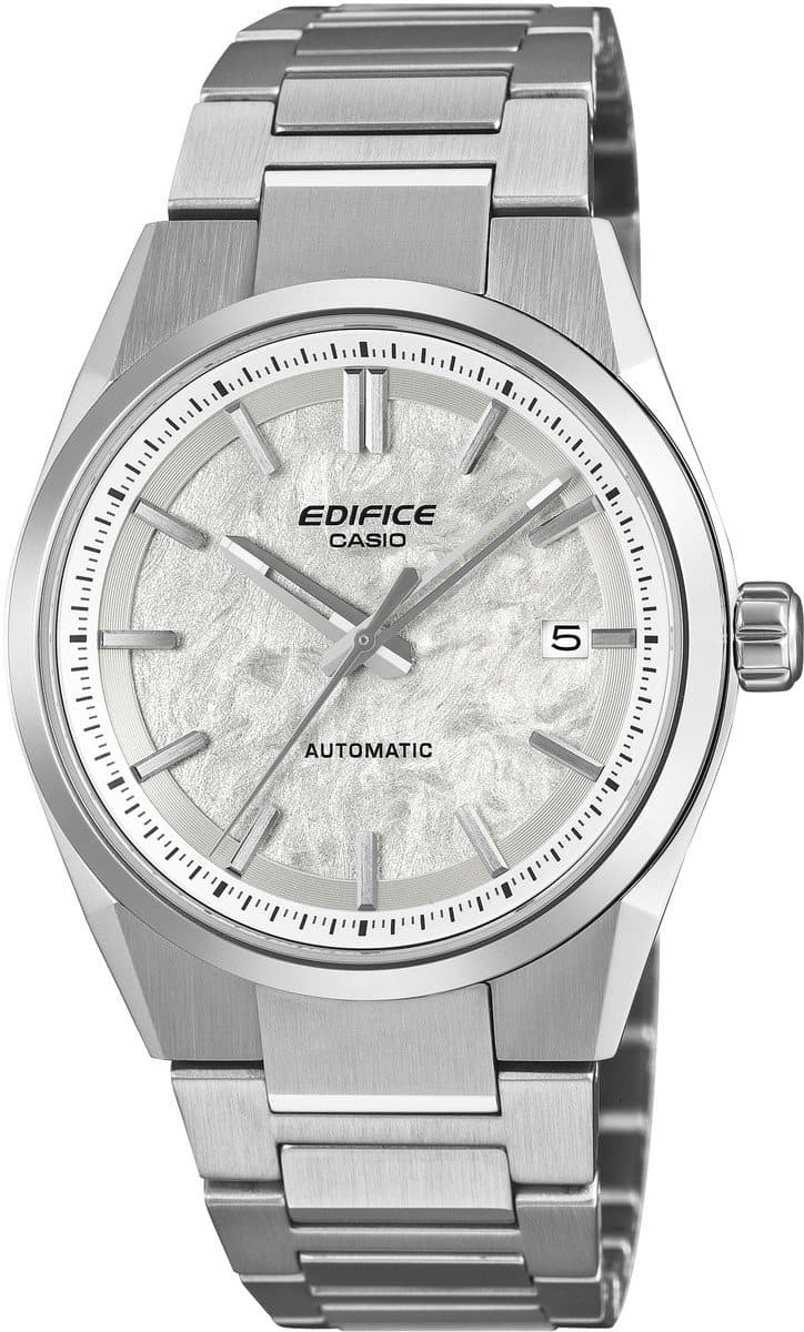Casio Edifice Automatic EFK-110D-7AER Heren Horloge (EAN: 4549526423437): Een tijdje op het product